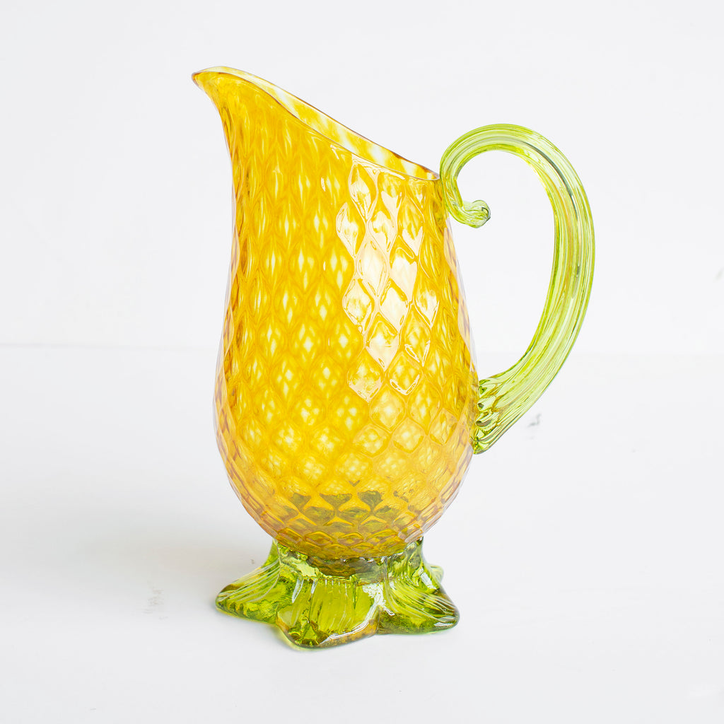 http://www.shopsaltandsundry.com/cdn/shop/files/Salt_Sundry_AndrewIannazzi_PineapplePitcher_007_1024x1024.jpg?v=1688049397