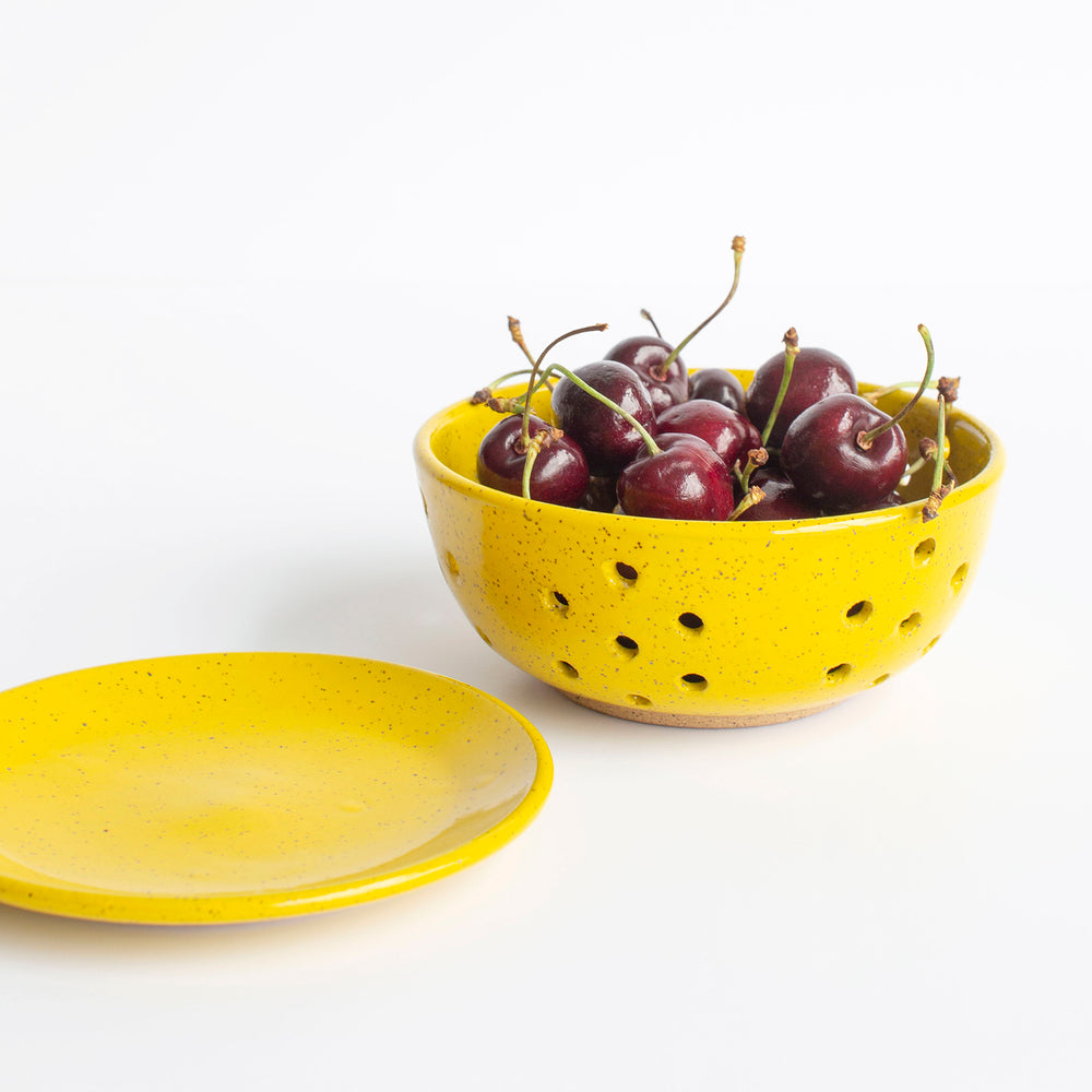 Berry Bowl + Saucer in Yellow