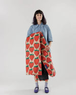 Puffy Picnic Blanket in Strawberry