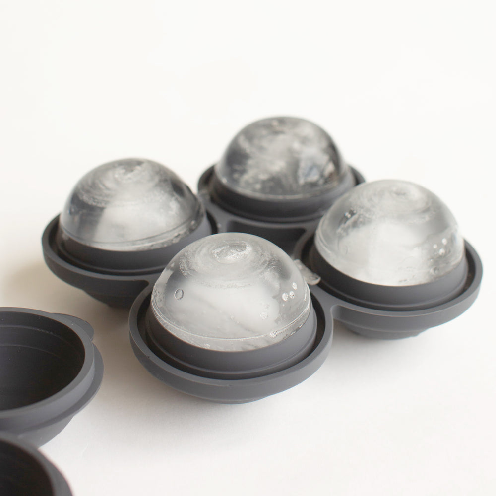 Black Silicone Spherical 4 Round Ball Ice Tray